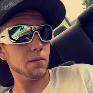 Meet your Posher, Aaron